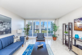 Ocean View Condo With Gorgeous Miami Sunset